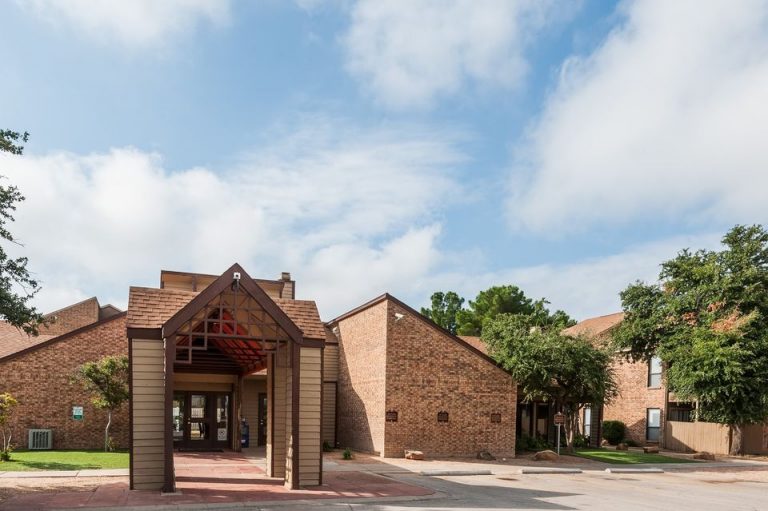 Downtown East Apartments, Downtown,Jacksonville FL Apartments